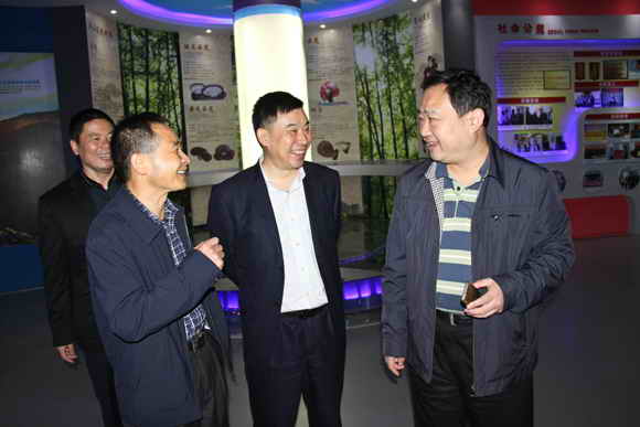 杭州亞運會官方靈芝產(chǎn)品供應(yīng)商|杭州亞運會官方供應(yīng)商|中國靈芝十大品牌|仙客來靈芝|仙客來靈芝破壁孢子粉|仙客來孢子油|仙客來靈芝飲片|仙客來破壁孢子粉|靈芝孢子油|孢子粉|靈芝破壁孢子粉|靈芝|中華老字號