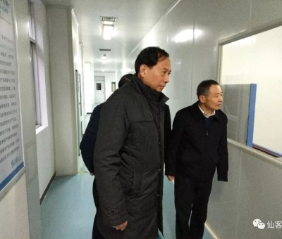 中國(guó)農(nóng)科院原黨委書(shū)記視察仙客來(lái)靈芝