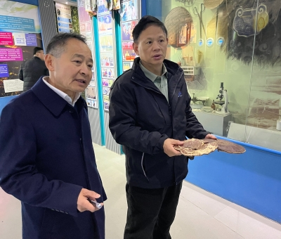 市委常委、九江軍分區(qū)政委余文生等蒞臨仙客來公司指導(dǎo)