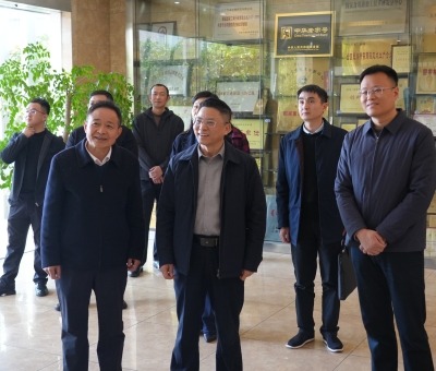 江西財(cái)經(jīng)職業(yè)學(xué)院黨委書記李松志一行蒞臨仙客來調(diào)研